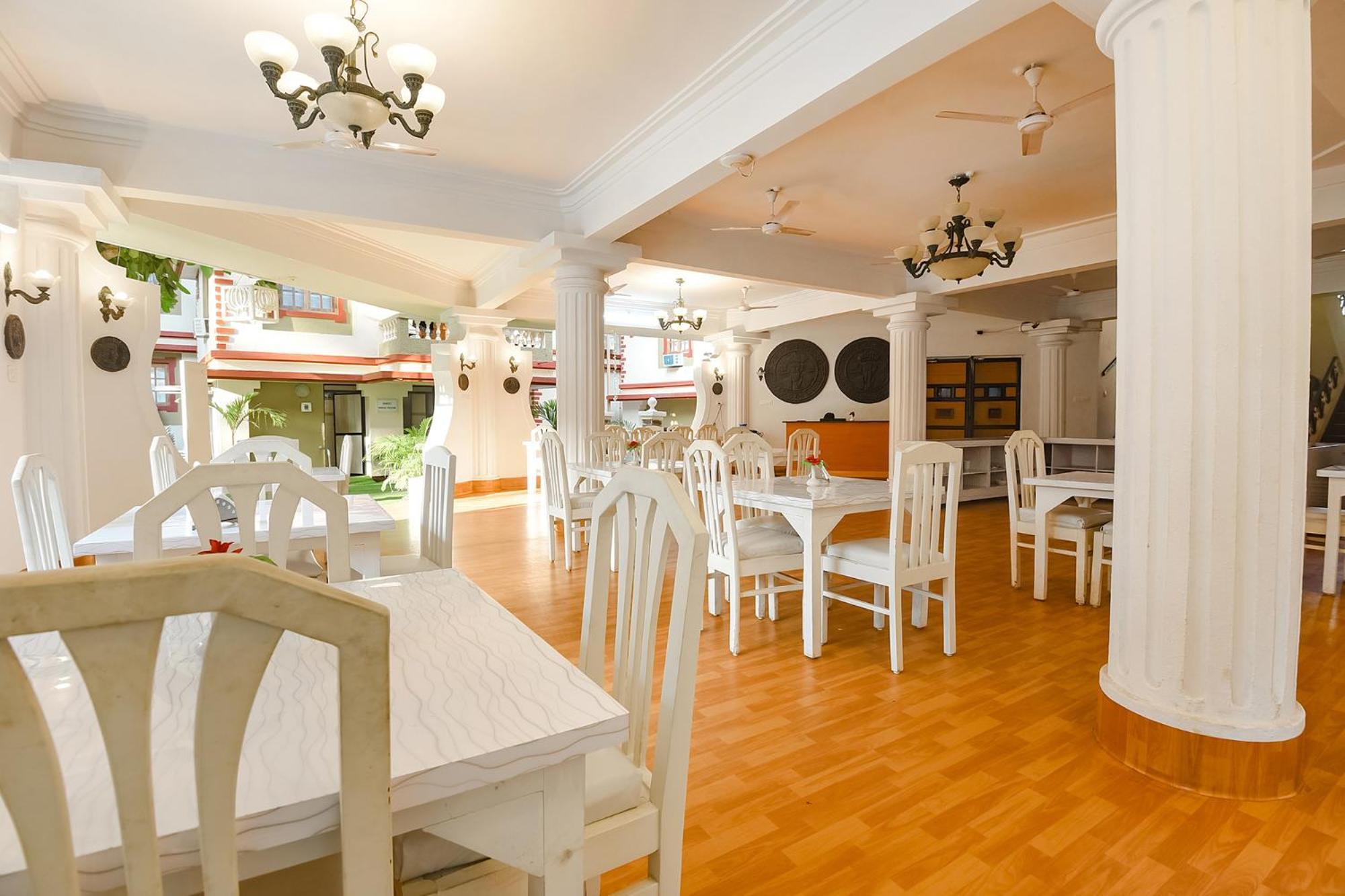 Cherrystay Holiday Resort -Candolim Beach Dış mekan fotoğraf